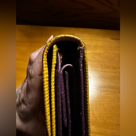 Louis Vuitton Yellow/Purple Epi Leather Medium Snap Wallet - Picture 8 of 11